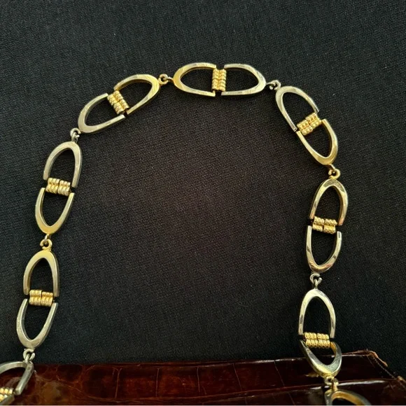 Sophisticated 1950’s Brown Alligator Shoulder Bag - Picture 4 of 9